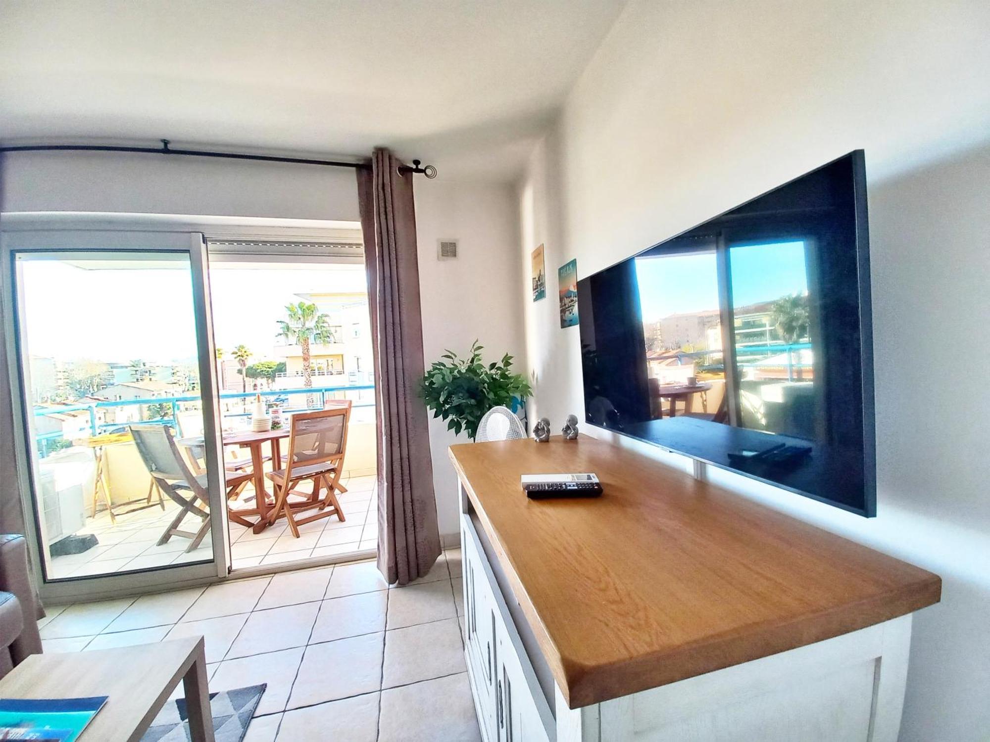 Caresse D'azur - Classe 2 Etoiles Fréjus