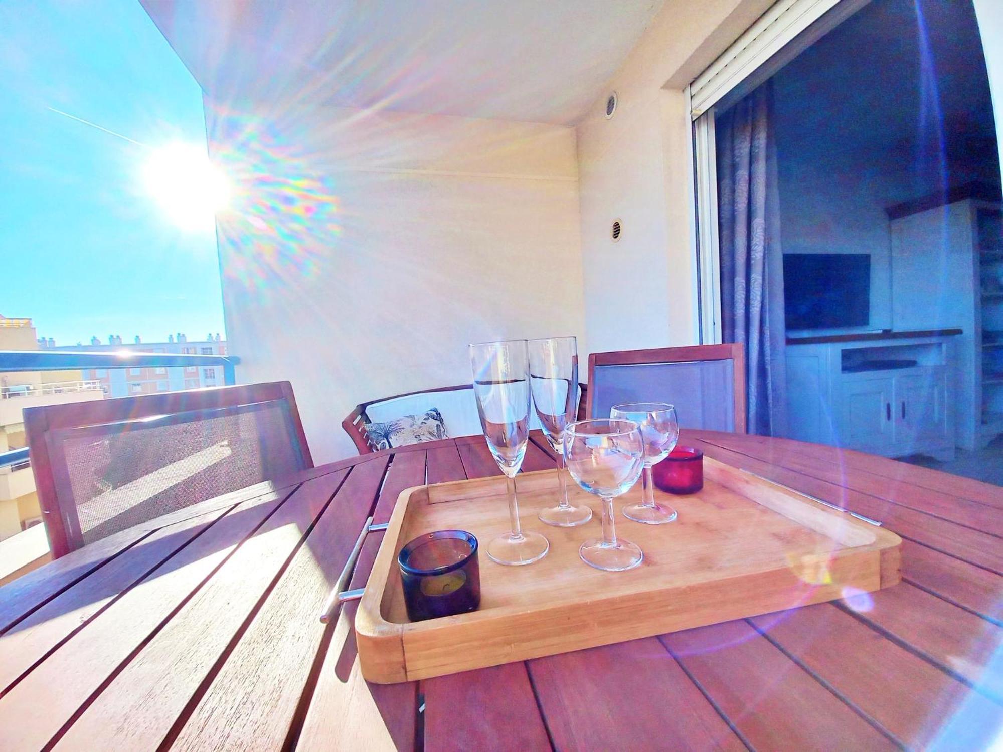 Caresse D'azur - Classe 2 Etoiles Appartement *
