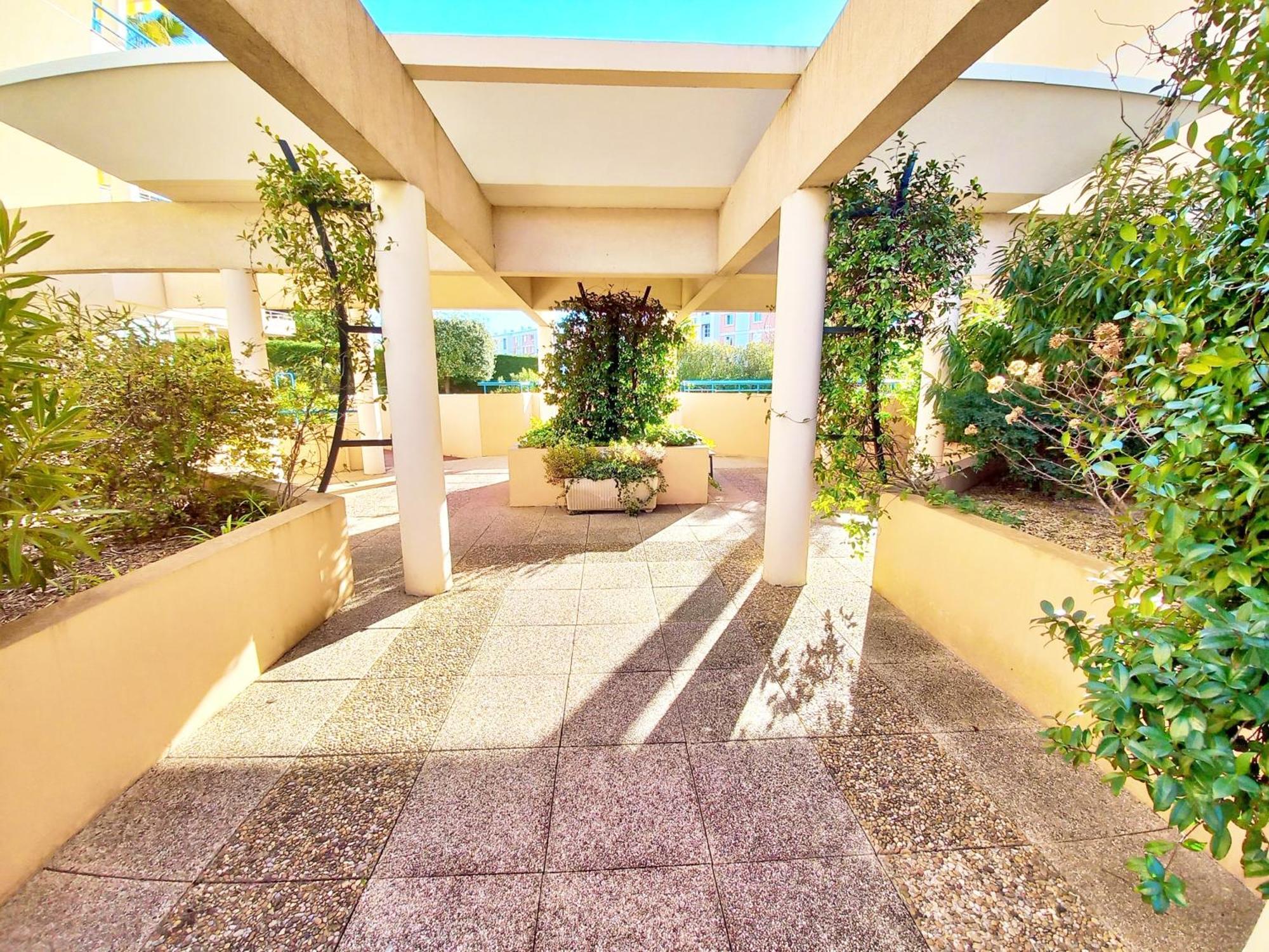 Caresse D'azur - Classe 2 Etoiles Fréjus