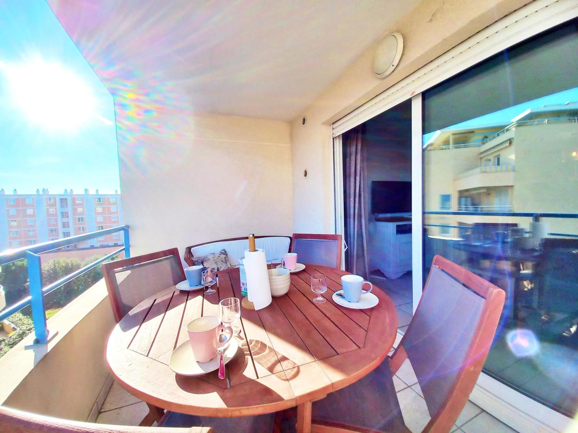 Caresse D'azur - Classe 2 Etoiles Appartement Fréjus