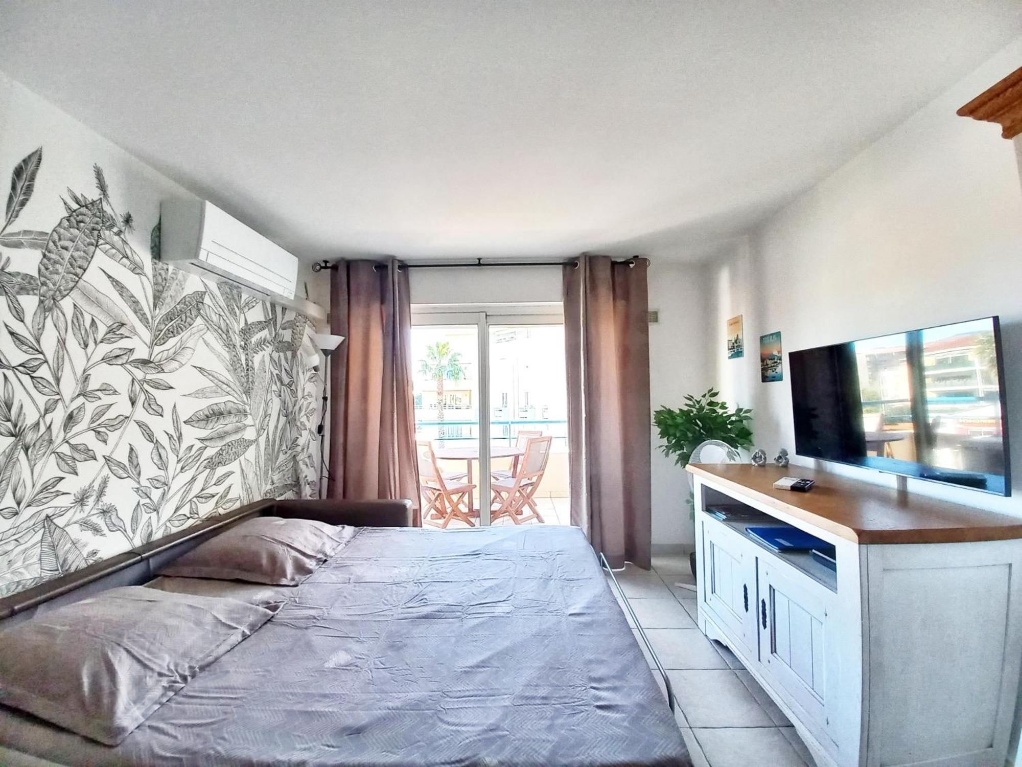Caresse D'azur - Classe 2 Etoiles Appartement *